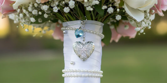 How to Choose a Wedding Bouquet Charm