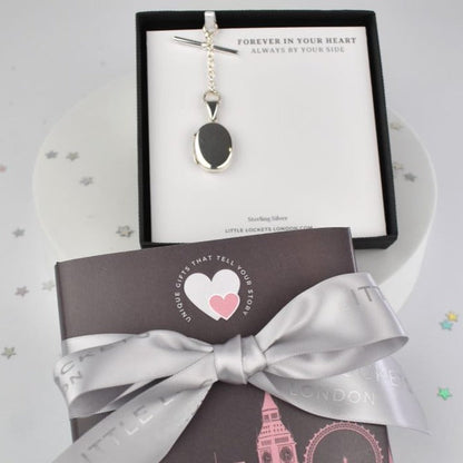 Option to upgrade gift box to include the Little Lockets London skyline wrapping.