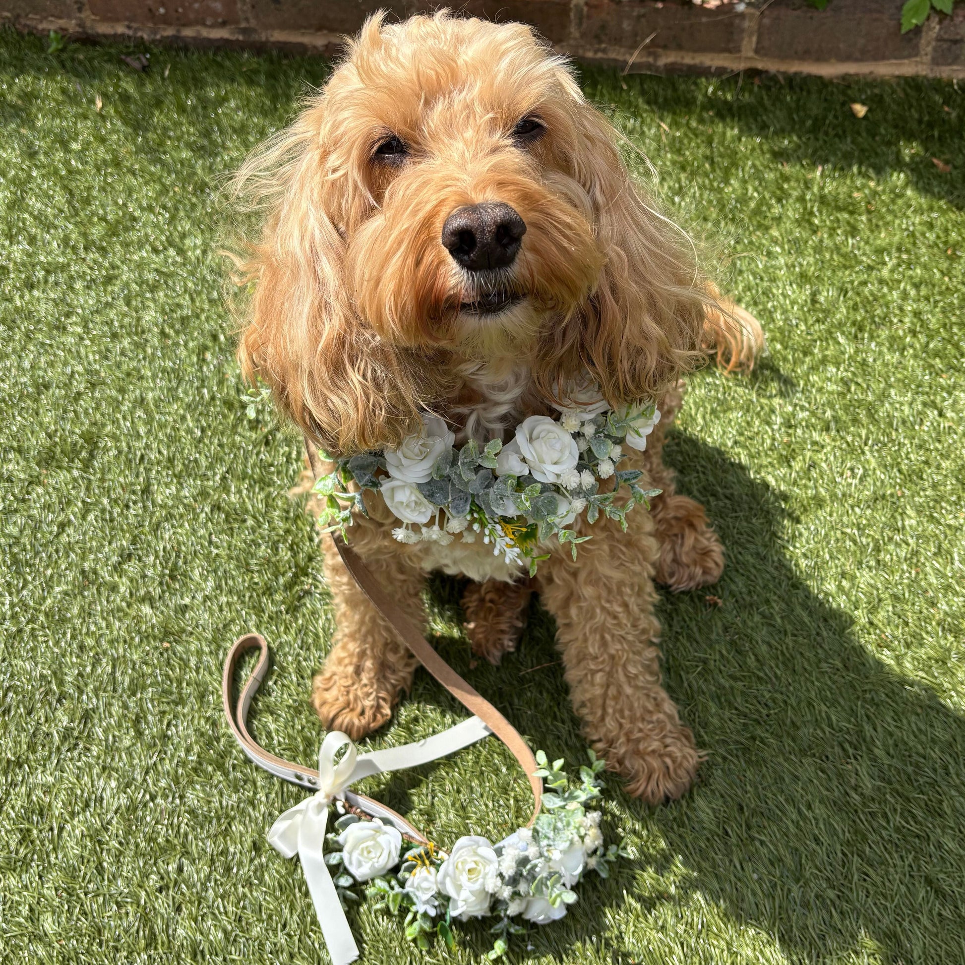 Ivory flower garland matching lead set