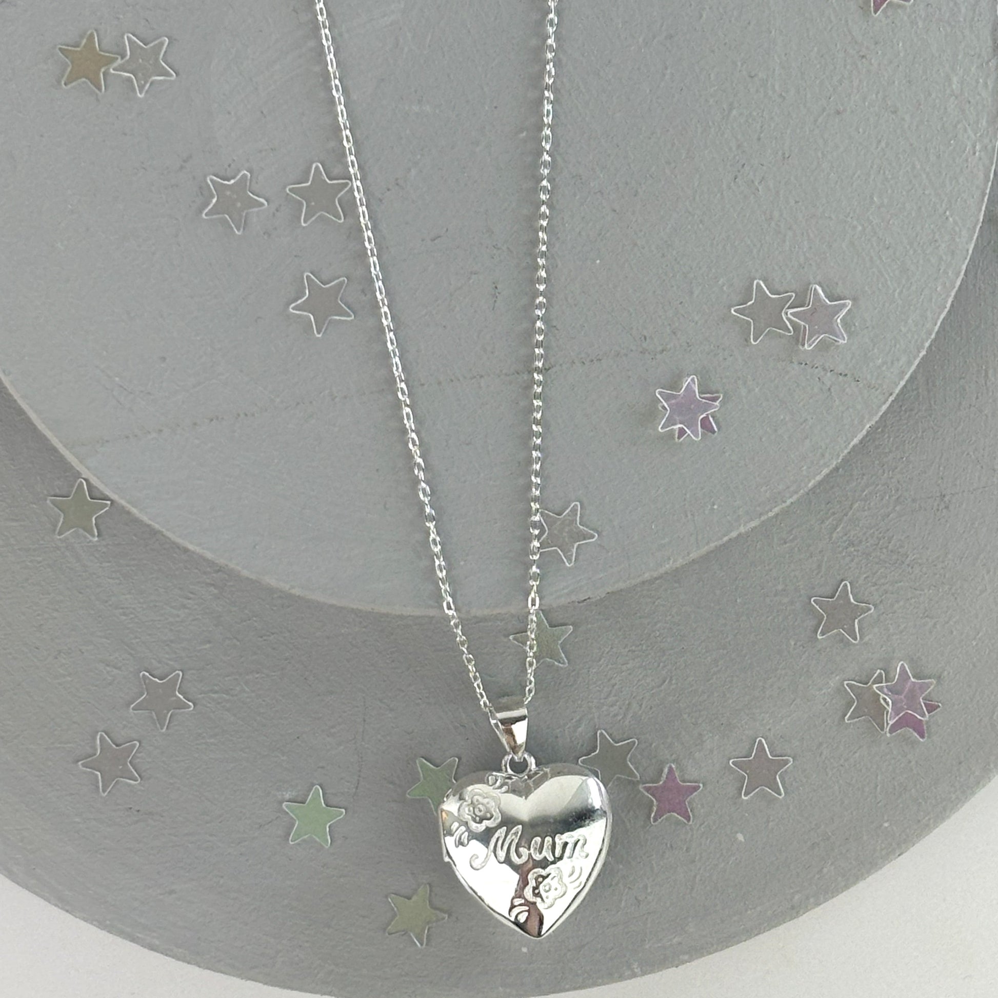 Engraved Mum heart shape photo locket