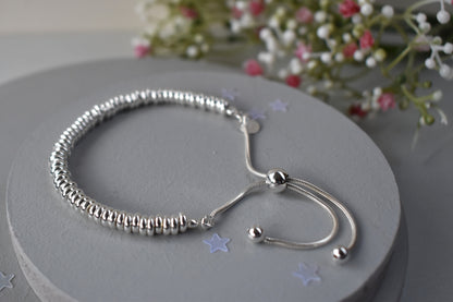 All Silver Rings Slider Bracelet sterling silver rings and a secure ball fastening, it offers a perfect fit and effortless sophistication