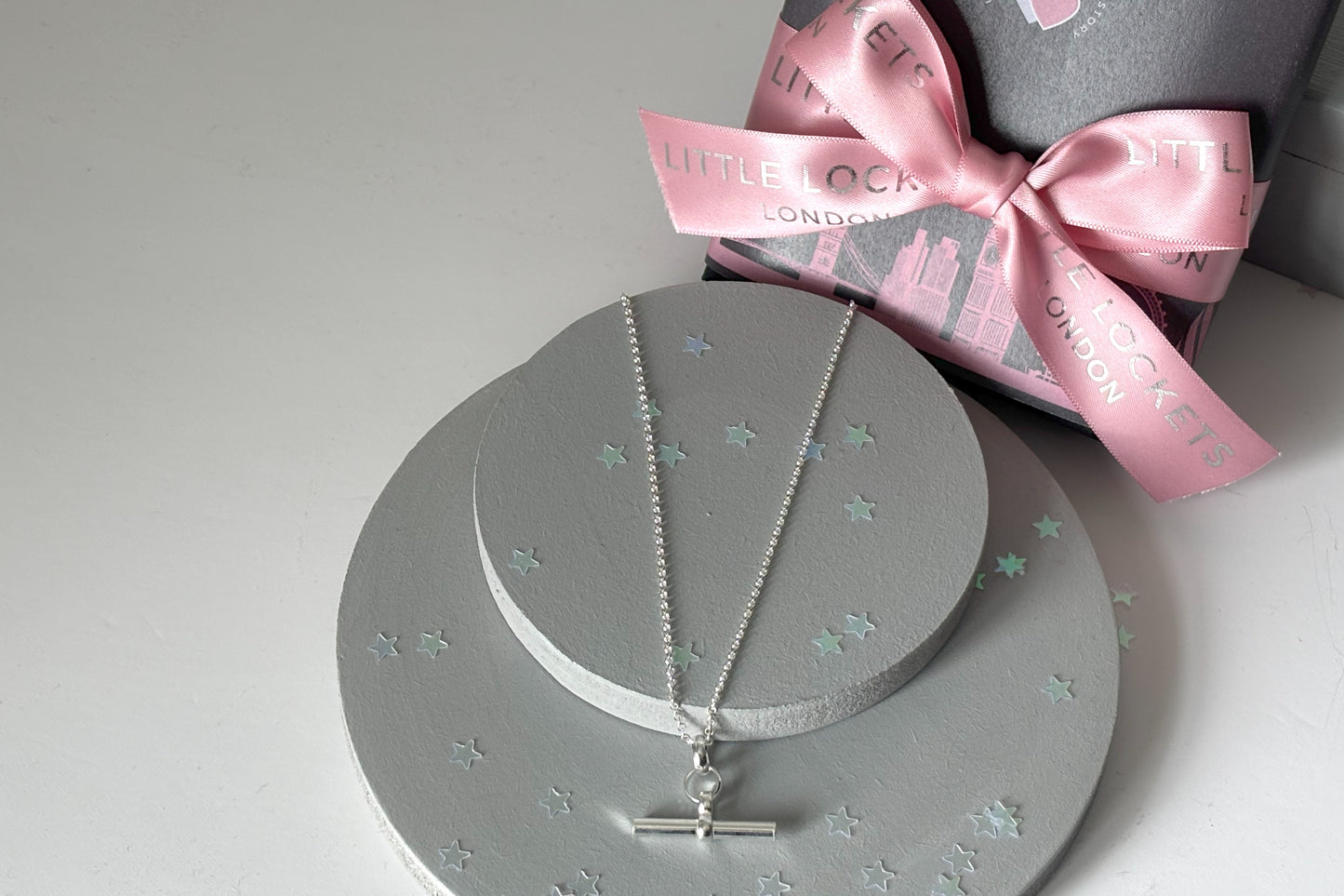 Stylish look featuring the sterling silver T-Bar necklace with gift wrap options