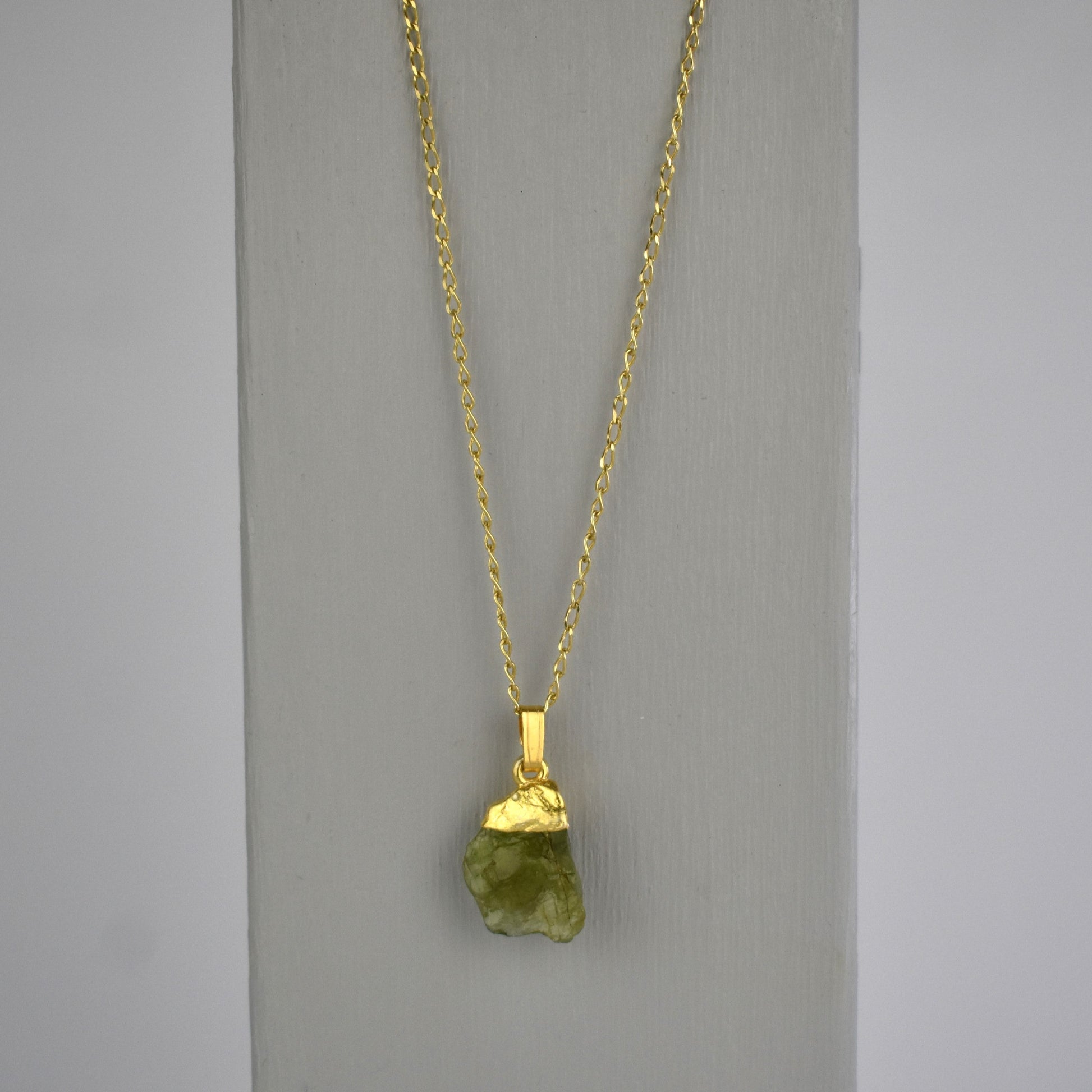 gold tipped natural crystal necklace pendant