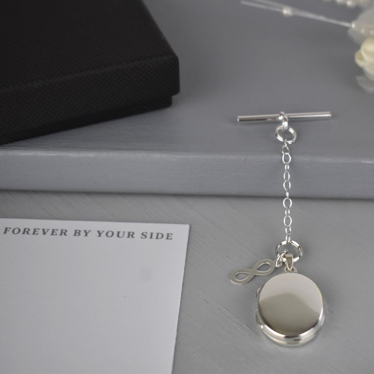 Personalised memorial or wedding photo locket with custom card